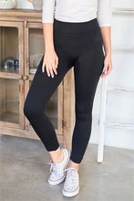 Load image into Gallery viewer, Seamless Thick Winter Leggings
